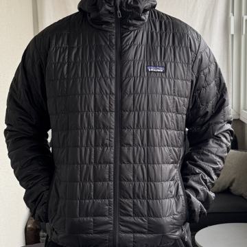Patagonia Nano Puff Hoody – veličina L – potpuno nova, nenošena