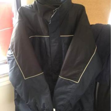 Peodajem musku toplu jaknuXL nova