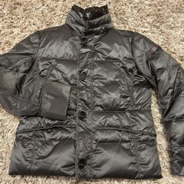 PEUTEREY muska pernata kratka zimska jakna vel. L