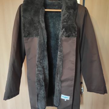 Prodajem kaput Konfeks