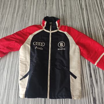 Prodajem  audi bogner jaknu l veličine