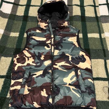 Prsluk muški maskirni! NOVO! (Veličina L) ZAGORJE-VARAŽDIN-ZAGREB!