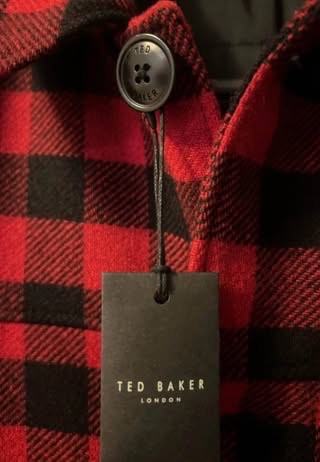 Ted baker prijelazna jakna malo koristena