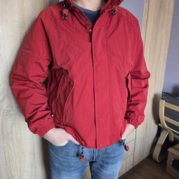 P: Tommy Hilfiger jakna (NOVA)