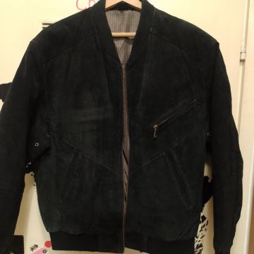 Charles Vogele vel.M kožna kvalitetna ugodna jakna