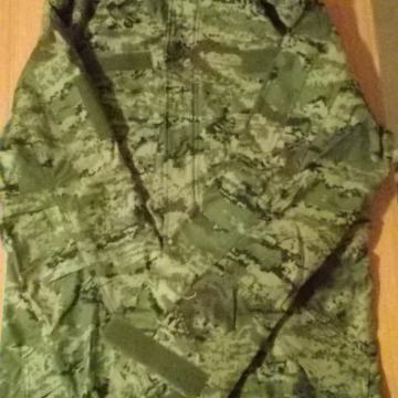 VOJNA JAKNA - nova, vel.23