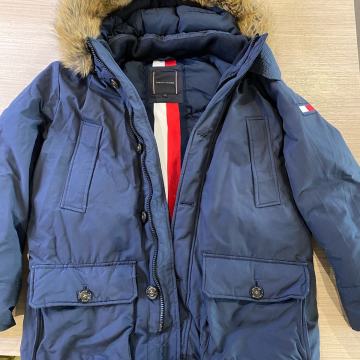 Zimska muska jakna s perjem Tommy Hilfiger vel. XL