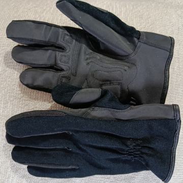 Biciklističke ili moto rukavice kvalitetne potp. nove, nekorištene L