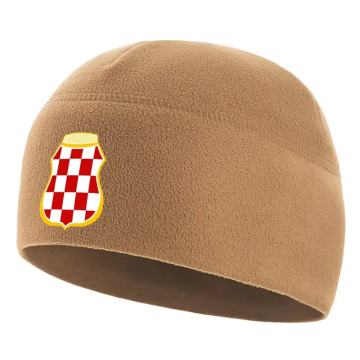 Hrvatska pletena kapa s kariranim uzorkom i grbom