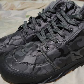 Nove muške gležnjače