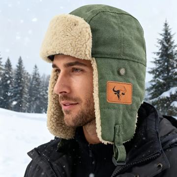 Podesiva zimska kapa od ovčje vune