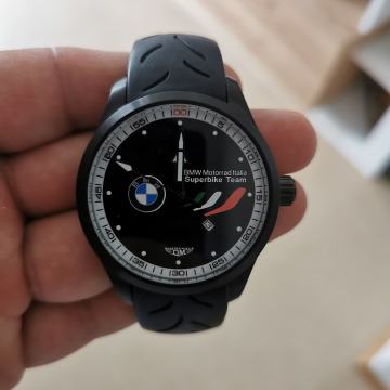 Sat Bmw super bike Team