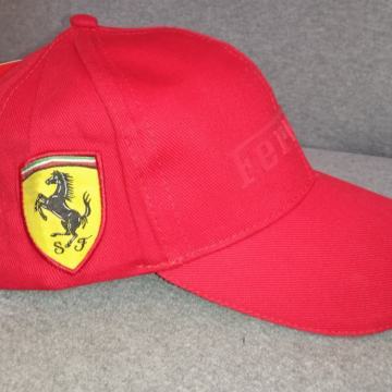 Ferrari crvena šilterica (orginal)