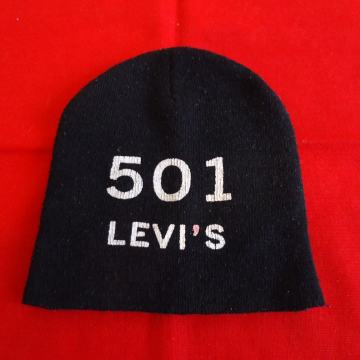 Kapa 501 LEVI`S, vunena,crne boje.Manji broj.