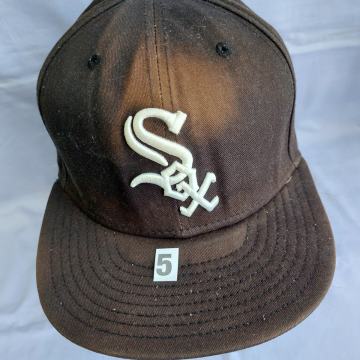 KAPA šilt. Br-5. Crna-bjeli vez SOX. Mob