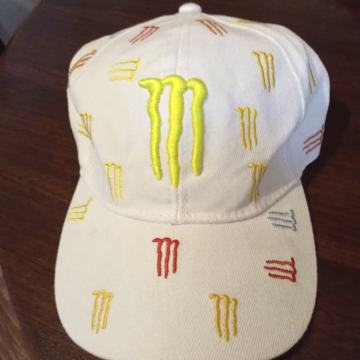 kapa šilterica Monster