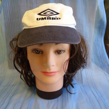 Kapa UMBRO šilterica, manji broj. Od 47 - 55 cm
