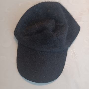 Muška angora kapa veličine 58