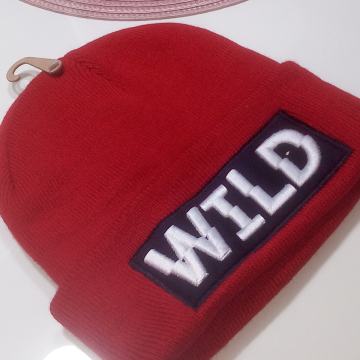 CRVENA TOPLA ZIMSKA KAPA - NOVO