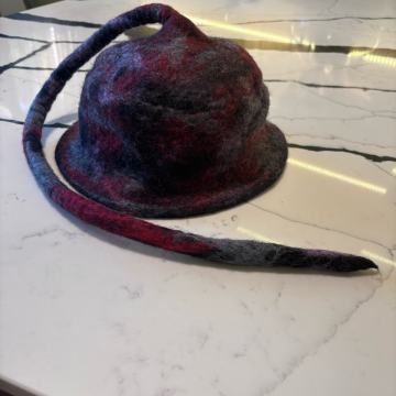 Prodajem musku vunenu kapu