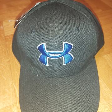Under Armour kapa ( šllterica ) NOVA