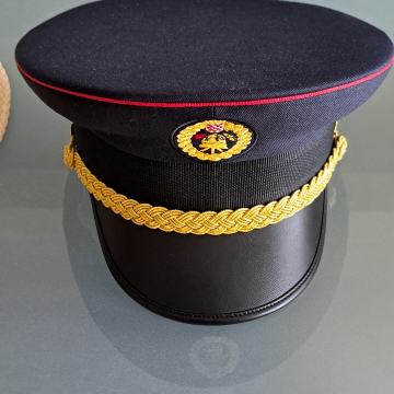 vatrogasna svečana kapa