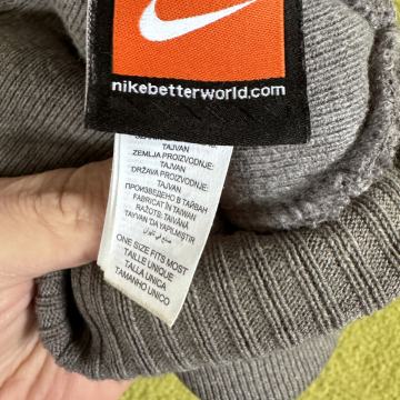 Zimska Kapa LOT 9 kom