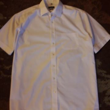 BIJELA KOSULJA (za konobara ili sl) vel. 43/44