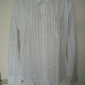 Decentna bijela košulja vl.S / RASPRODAJA