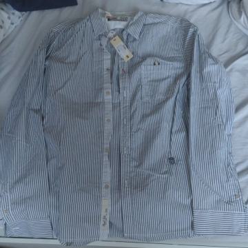 DIESEL originalna košulja sa etiketom ,nenošena jer mi je premala bila