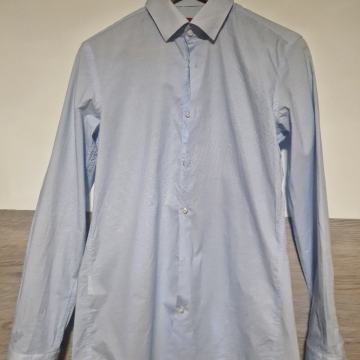 Hugo Boss košulja M