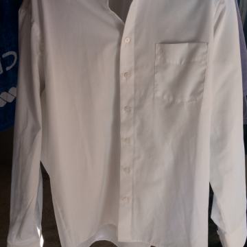 Košulja LUXURY broj 44 = L slimfit 2x nošena, KAO NOVA iz trgovine