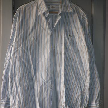 LACOSTE - MUŠKA LAGANA PAMUČNA KOŠULJA 45 L