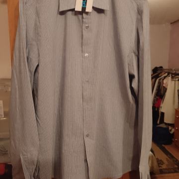 Muska kosulja. Vel. XL . AND .