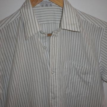 MUŠKA LAGANA PAMUČNA KOŠULJA S / M