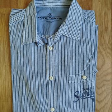 muška ljetna košulja