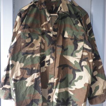 MUŠKA MASKIRNA PAMUČNA KOŠULJA 42 L