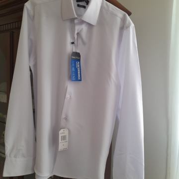 MUŠKU KOŠULJU "NAUTICA" PRODAJEM