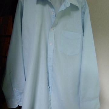 Prodajem mušku košulju