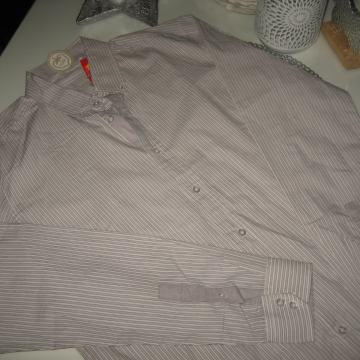 MUŠKA KOŠULJA VEL. L - NOVO S ETIKETOM