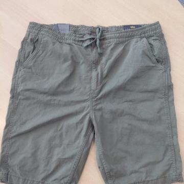 ALPHA INDUSTRIES KRATKE HLAĆE W38 MASLINASTO ZELENE