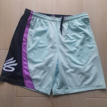 Curry hlačice - NOVE (XL)