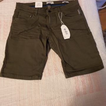 ESPRIT kratke hlače  - W33 - NOVO!