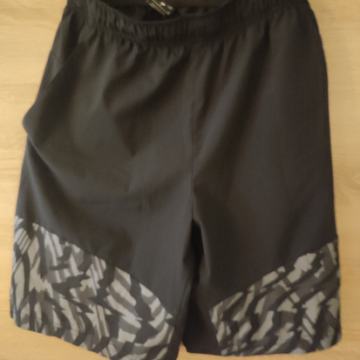 KRATKE HLAČE NIKE S