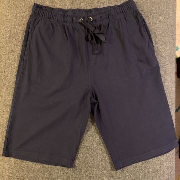 KRATKE HLAČE VEL. M