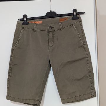 KRATKE MUŠKE HLAČE - VELIČINA 26