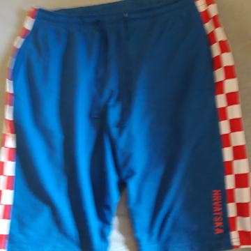 Kratke (XL) hlače Hrvatska