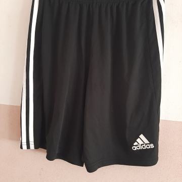 Nove muške kratke hlače Adidas
