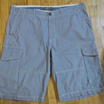 Muške kratke hlače. BR 36