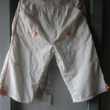 MUŠKE LAGANE KAPRI HLAČE / BERMUDE L